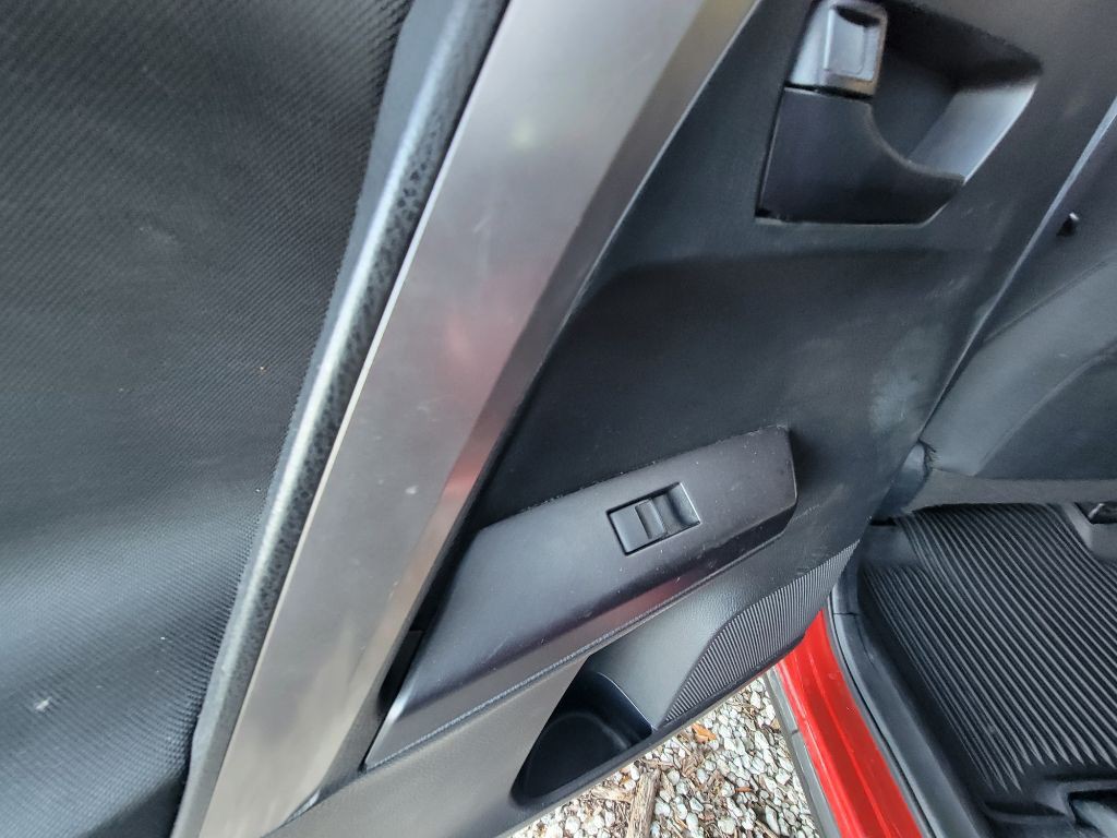 2017 Toyota Rav4 Image 20