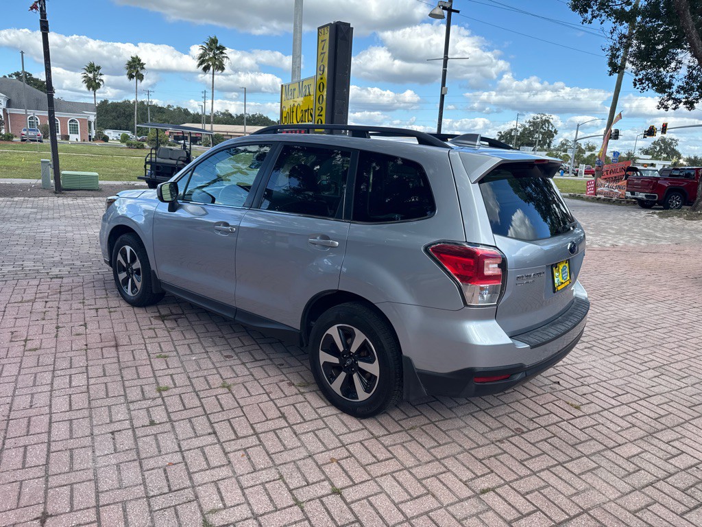 2018 Subaru Forester Image 5