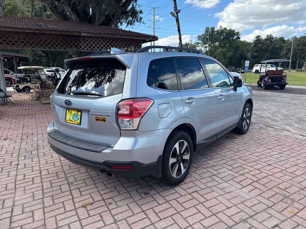 2018 Subaru Forester Image 7