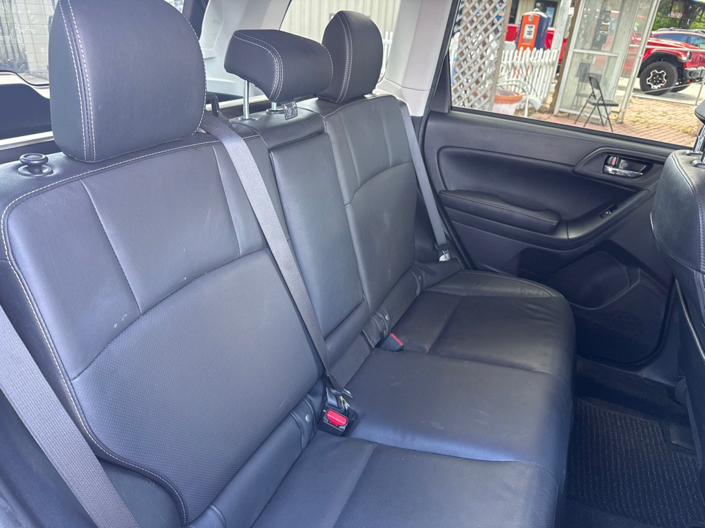 2018 Subaru Forester Image 20