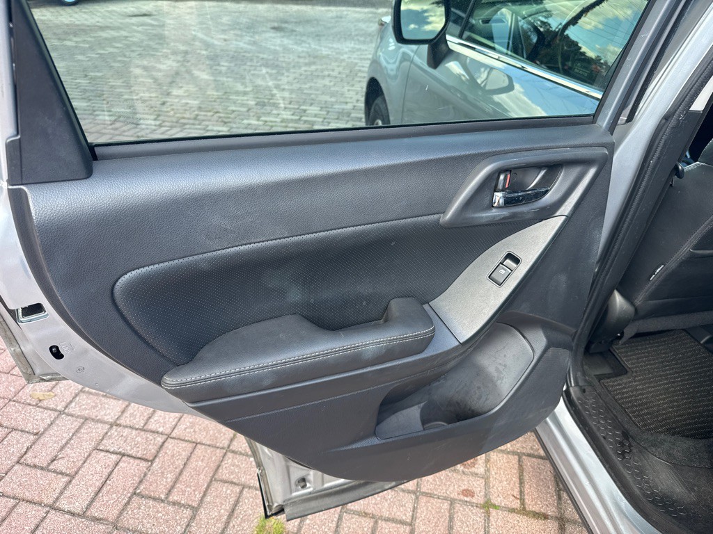 2018 Subaru Forester Image 24