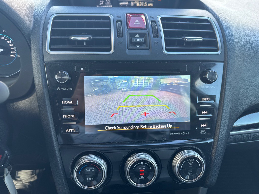 2018 Subaru Forester Image 32