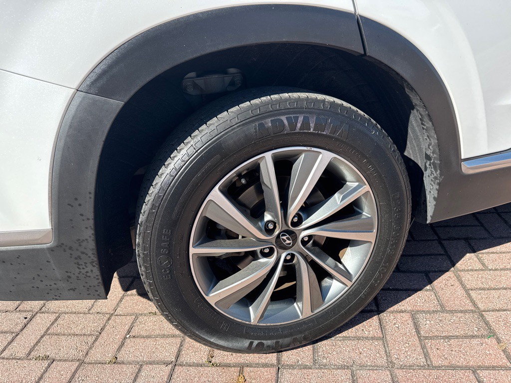 2019 Hyundai Santa Fe Image 13