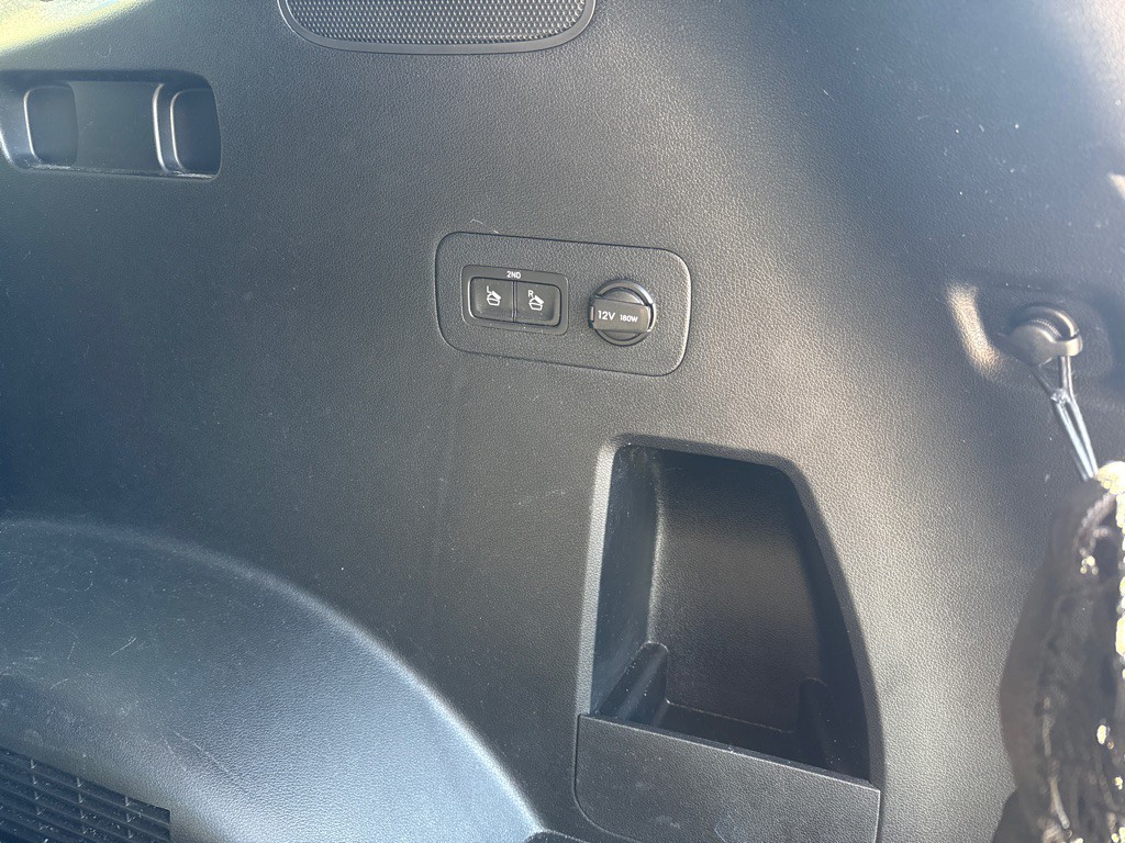 2019 Hyundai Santa Fe Image 17