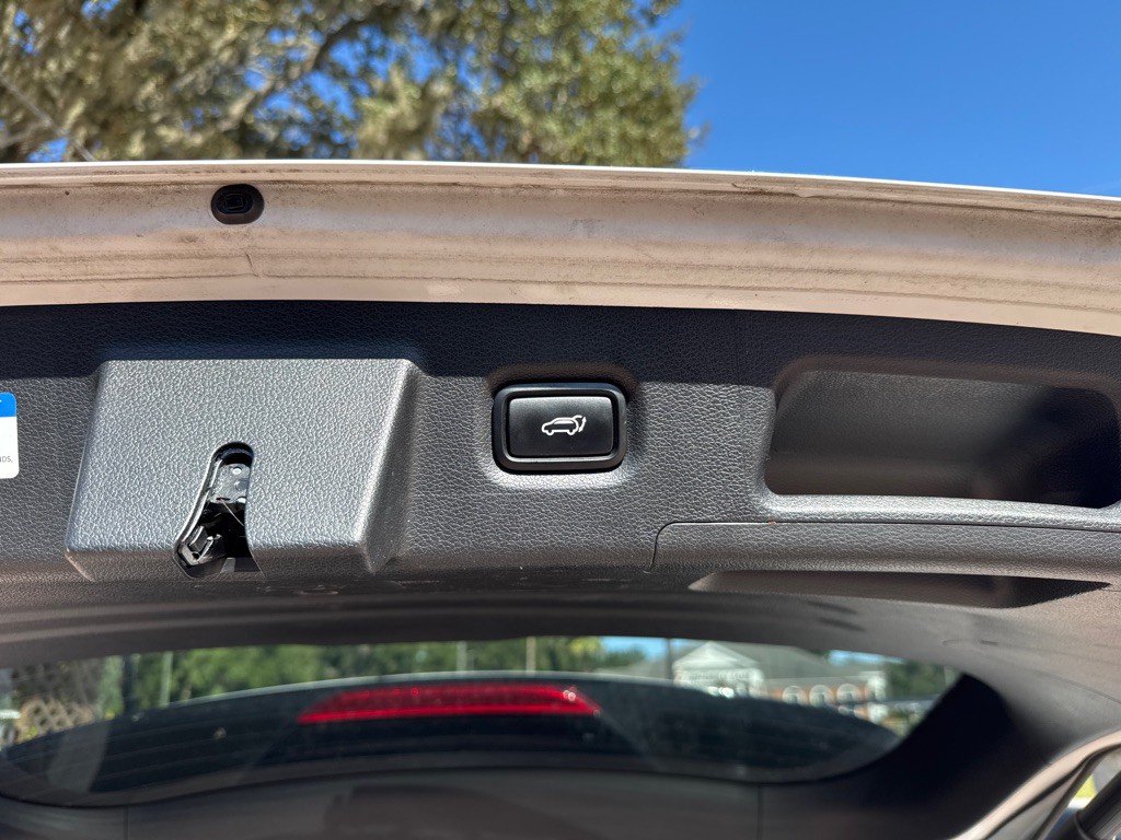 2019 Hyundai Santa Fe Image 23