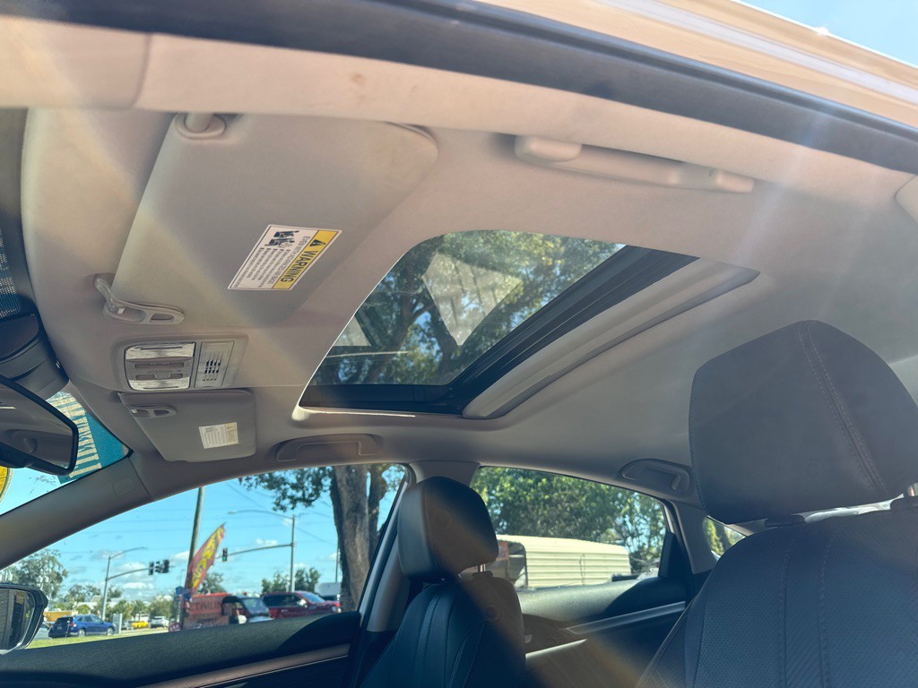 2016 Honda Civic Image 21