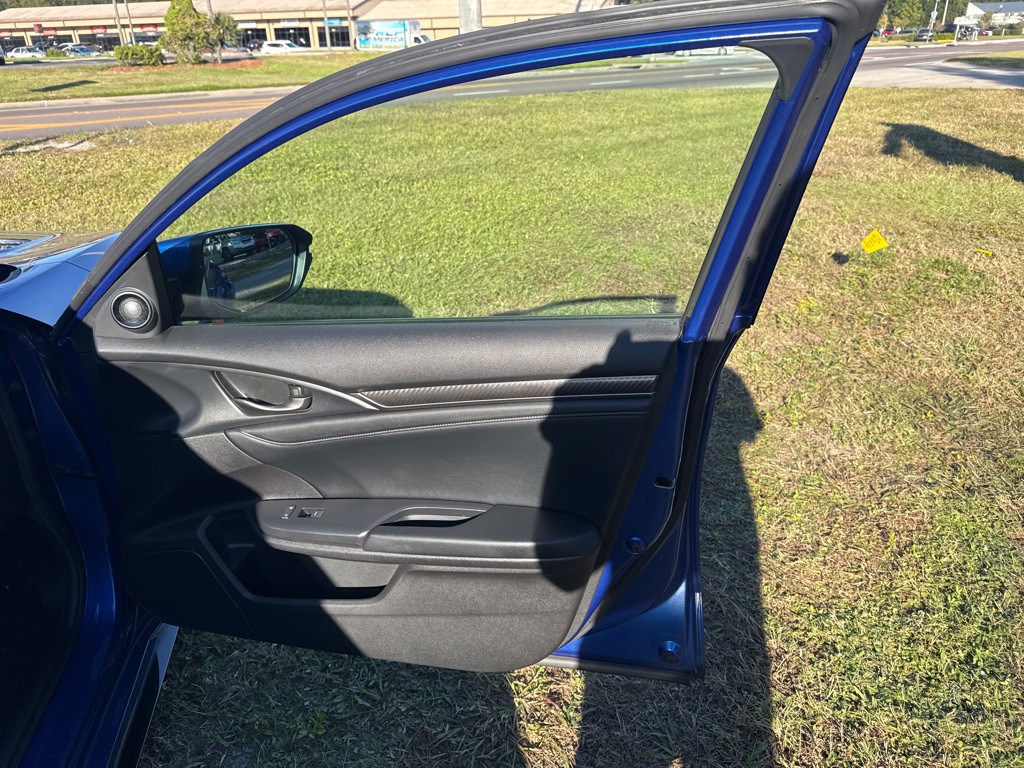 2019 Honda Civic Image 16