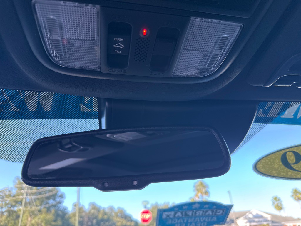 2019 Honda Civic Image 38