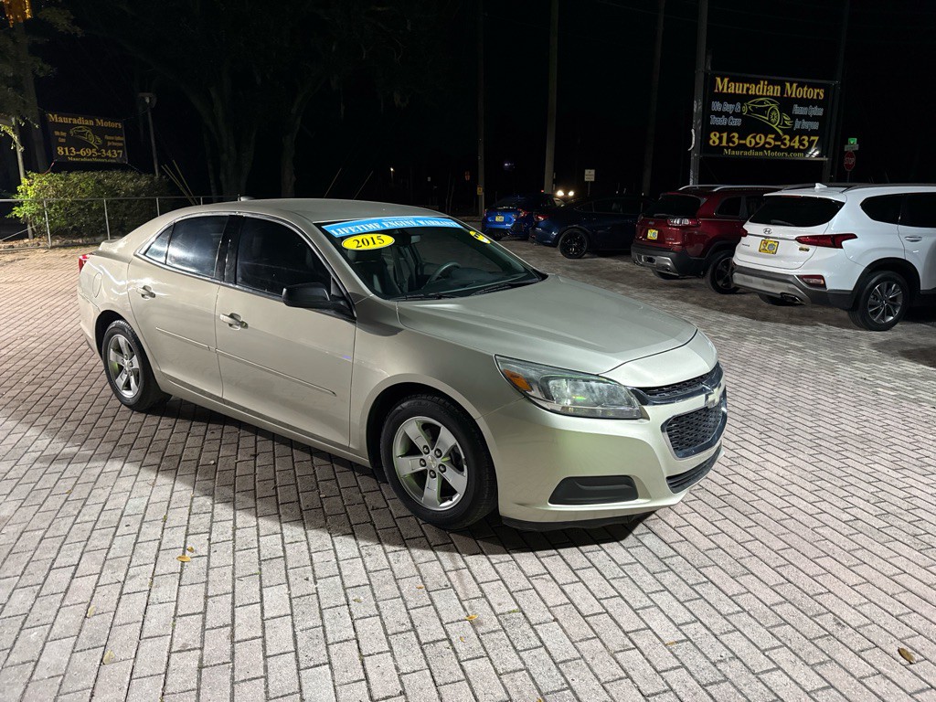 2015 Chevrolet Malibu Image 1