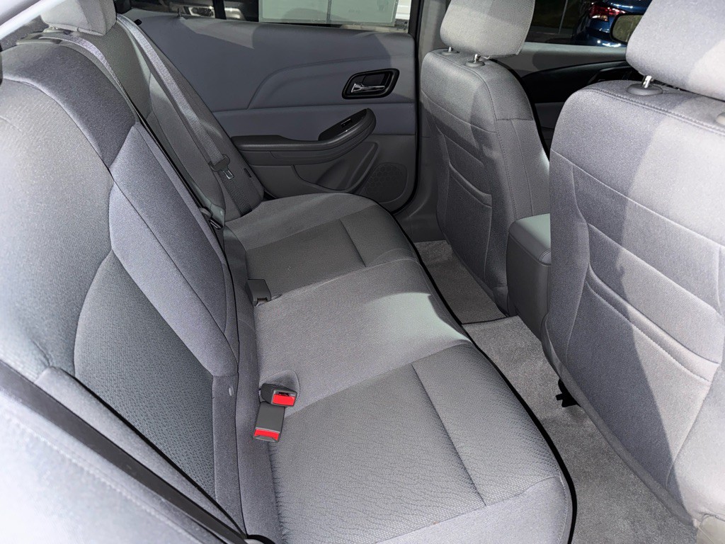 2015 Chevrolet Malibu Image 15