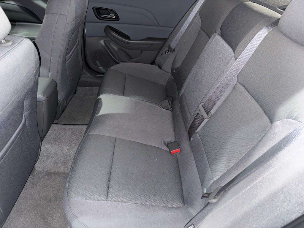 2015 Chevrolet Malibu Image 18