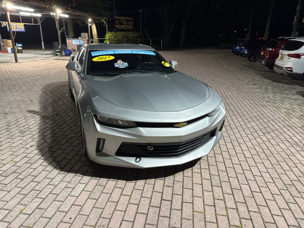 2017 Chevrolet Camaro Image 2
