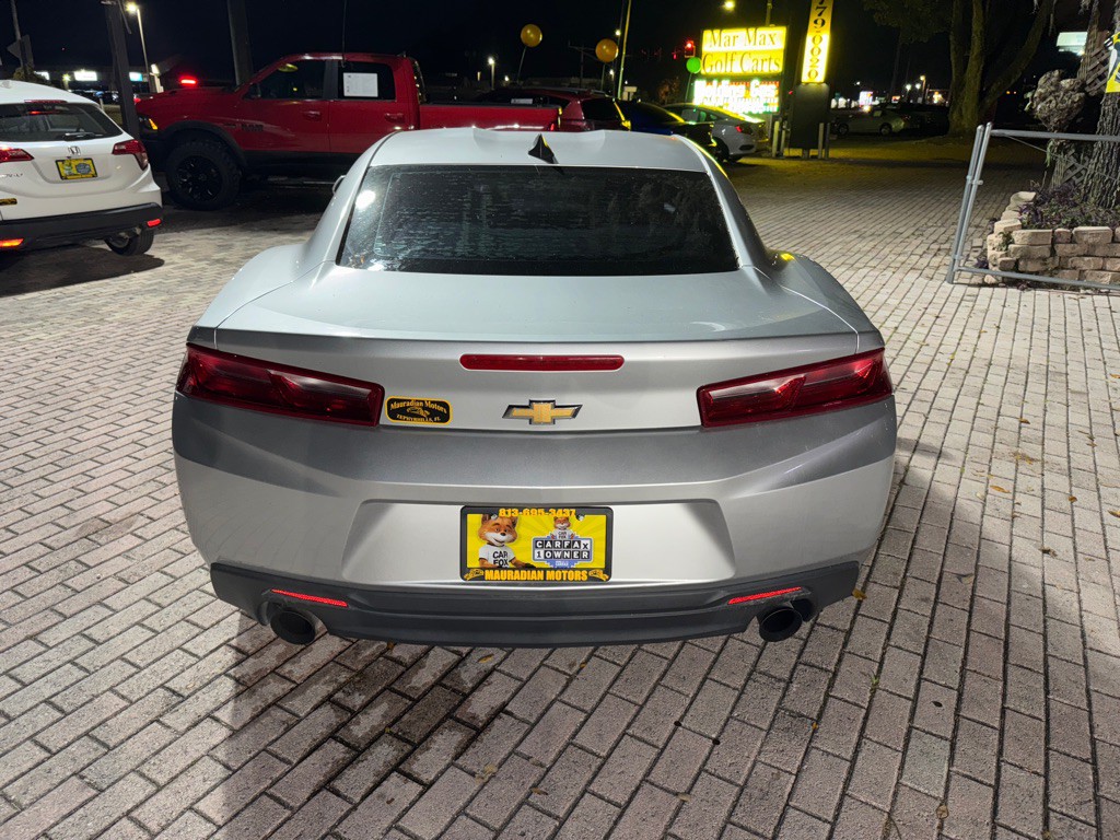 2017 Chevrolet Camaro Image 6