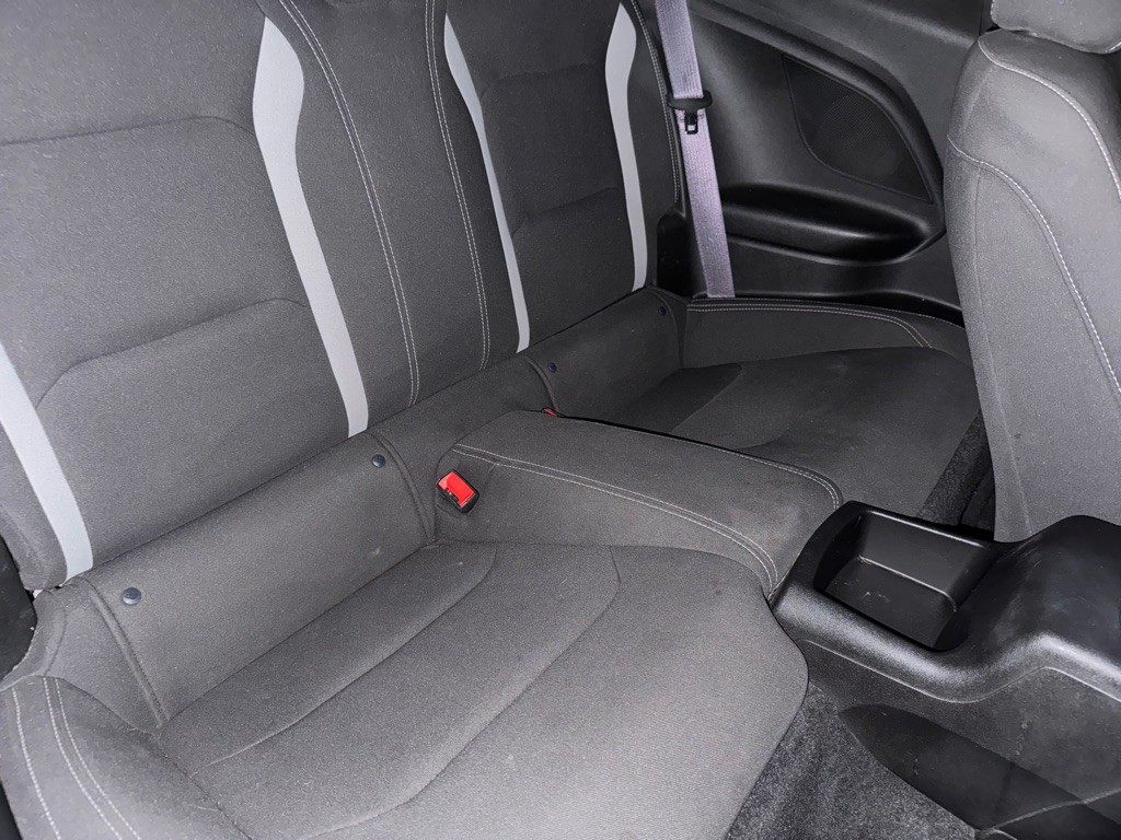 2017 Chevrolet Camaro Image 16