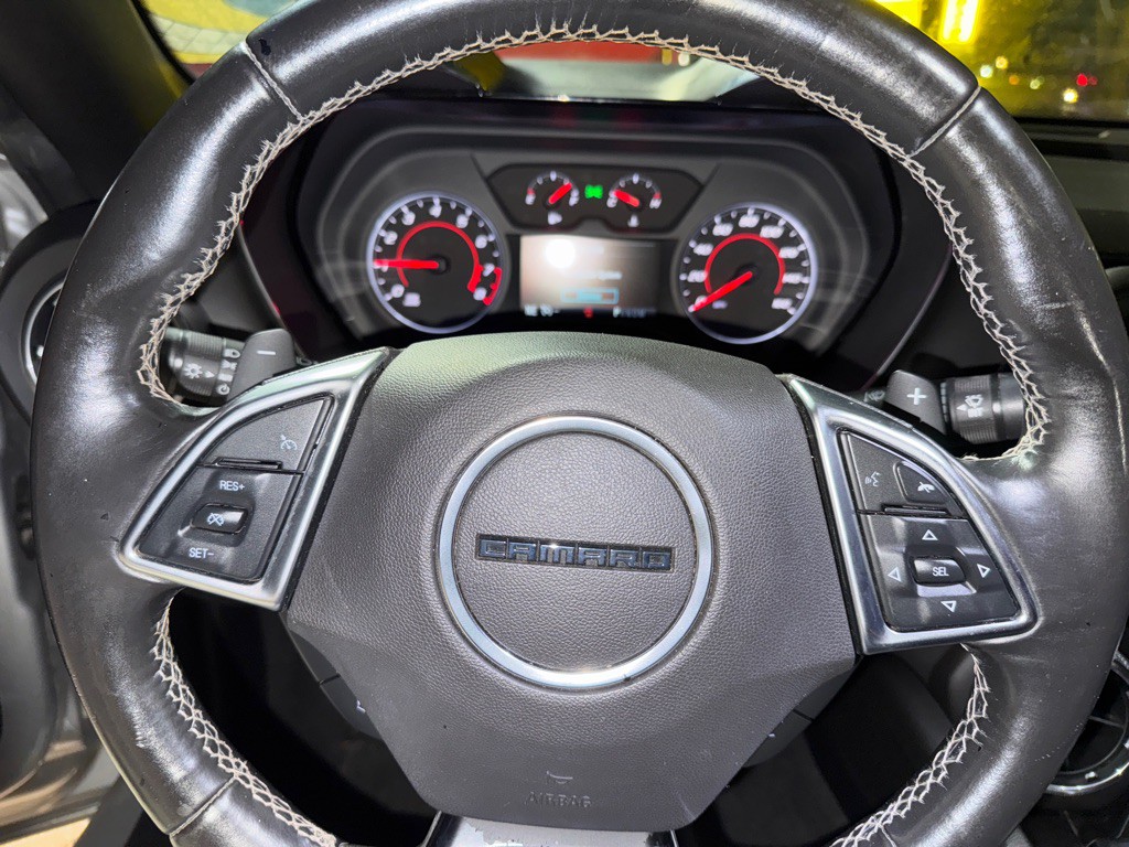 2017 Chevrolet Camaro Image 21