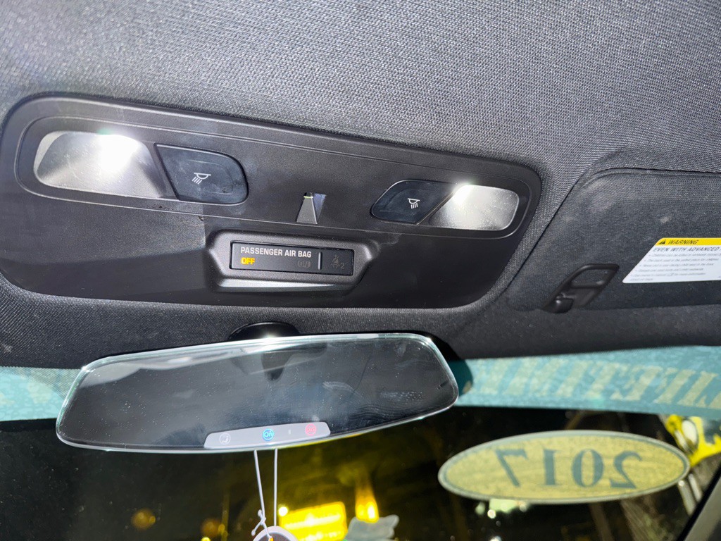 2017 Chevrolet Camaro Image 27