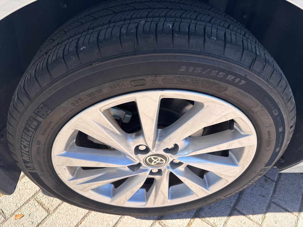 2023 Toyota Camry Image 12