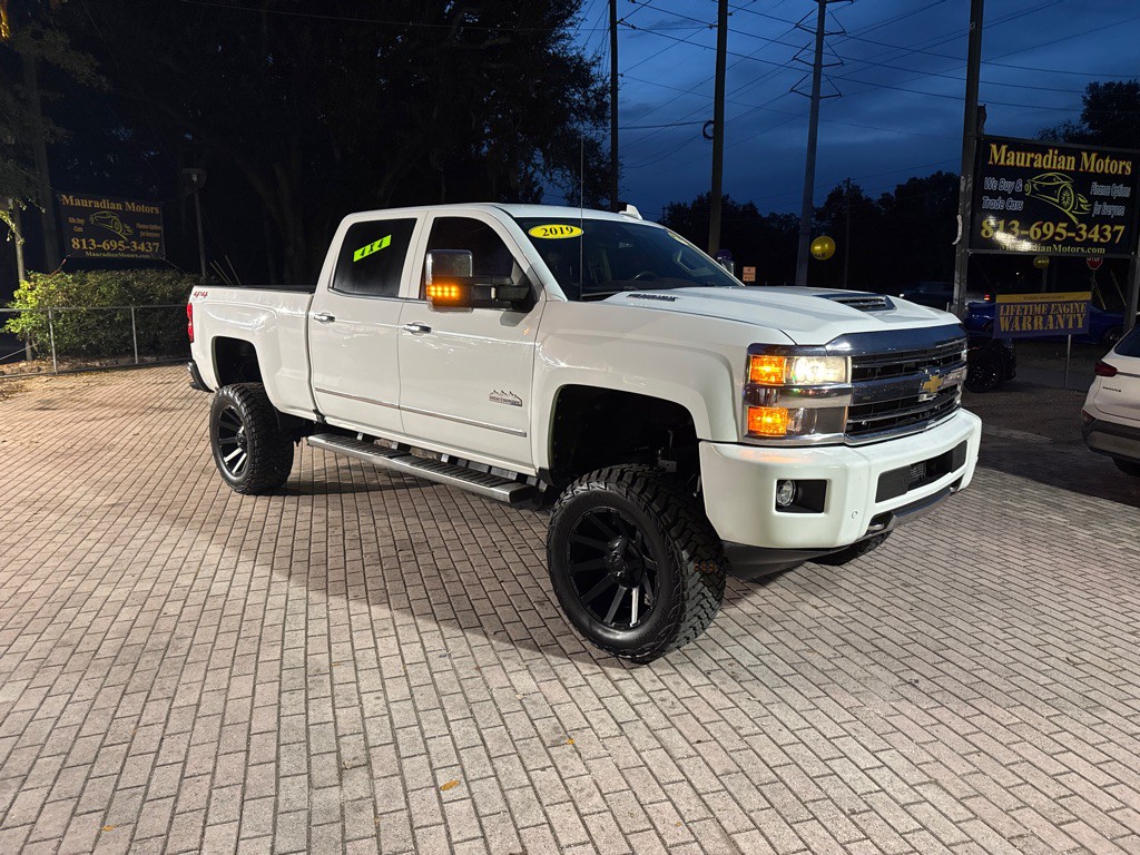 2019 Chevrolet Silverado 1500 Image 1