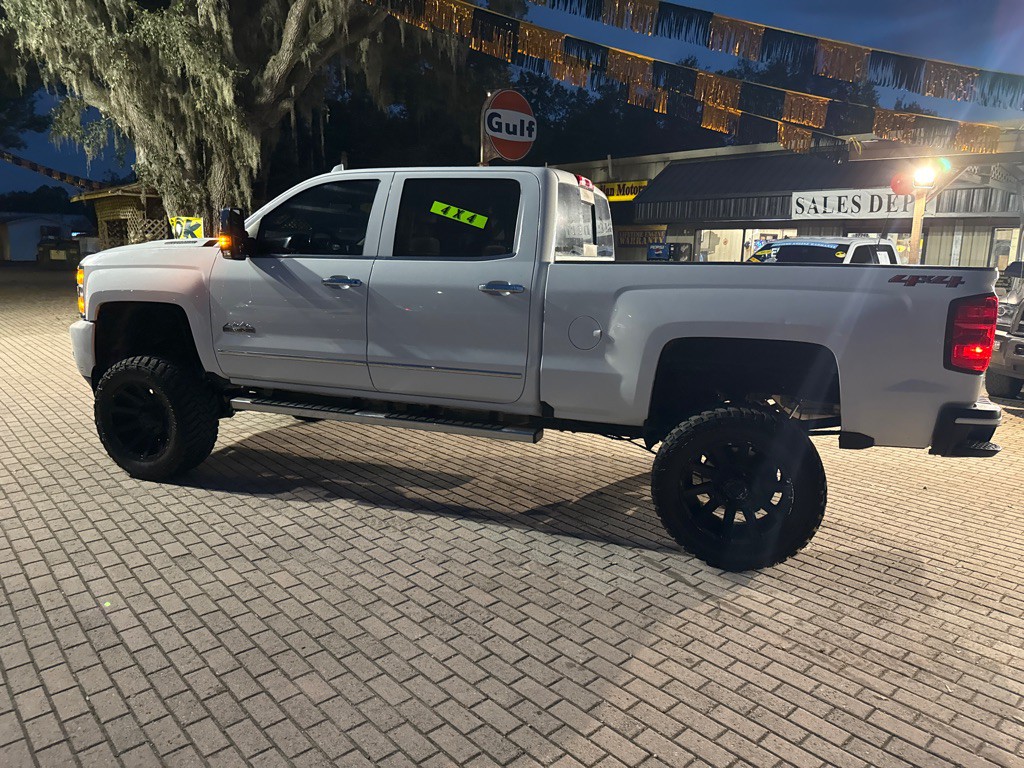 2019 Chevrolet Silverado 1500 Image 4
