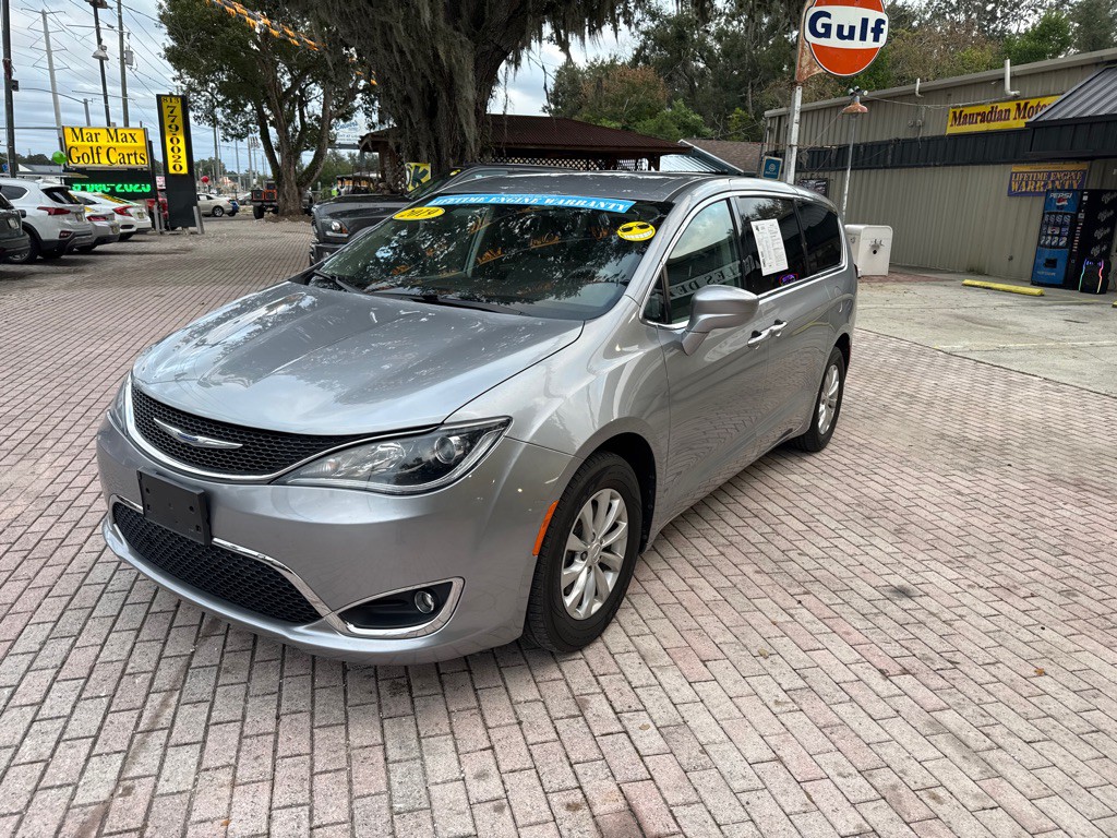 2019 Chrysler Pacifica Image 4