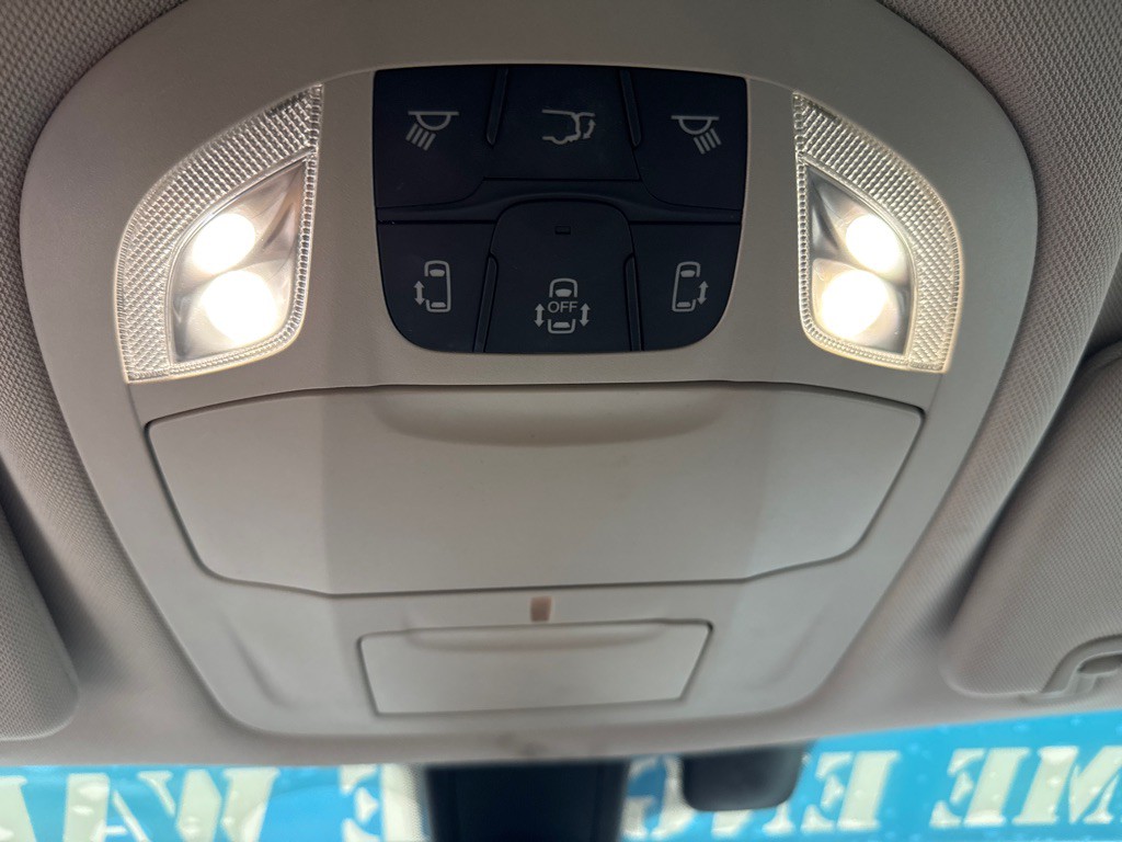 2019 Chrysler Pacifica Image 31