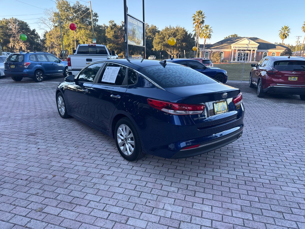 2017 Kia Optima Image 5