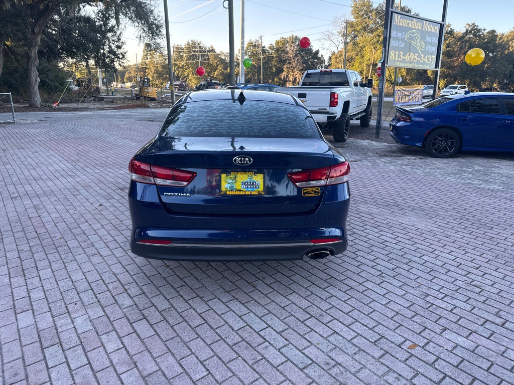 2017 Kia Optima Image 6
