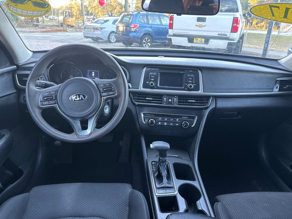 2017 Kia Optima Image 17
