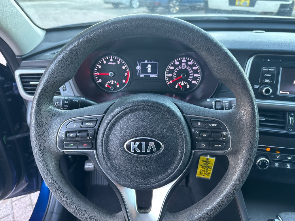 2017 Kia Optima Image 25