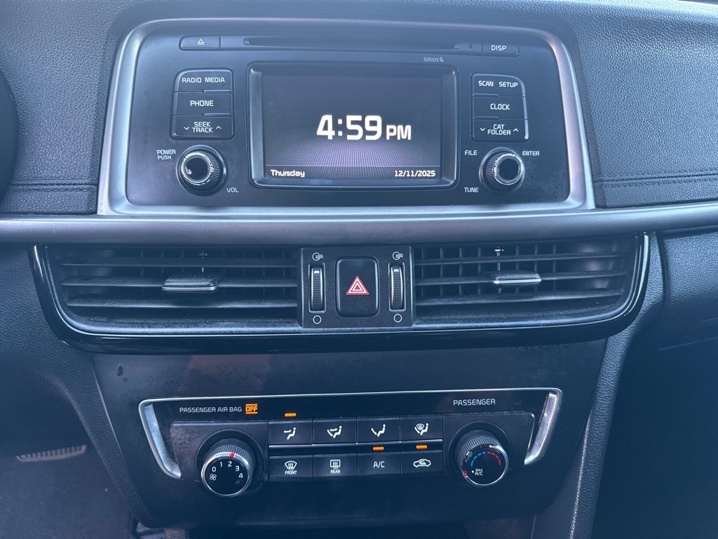 2017 Kia Optima Image 26