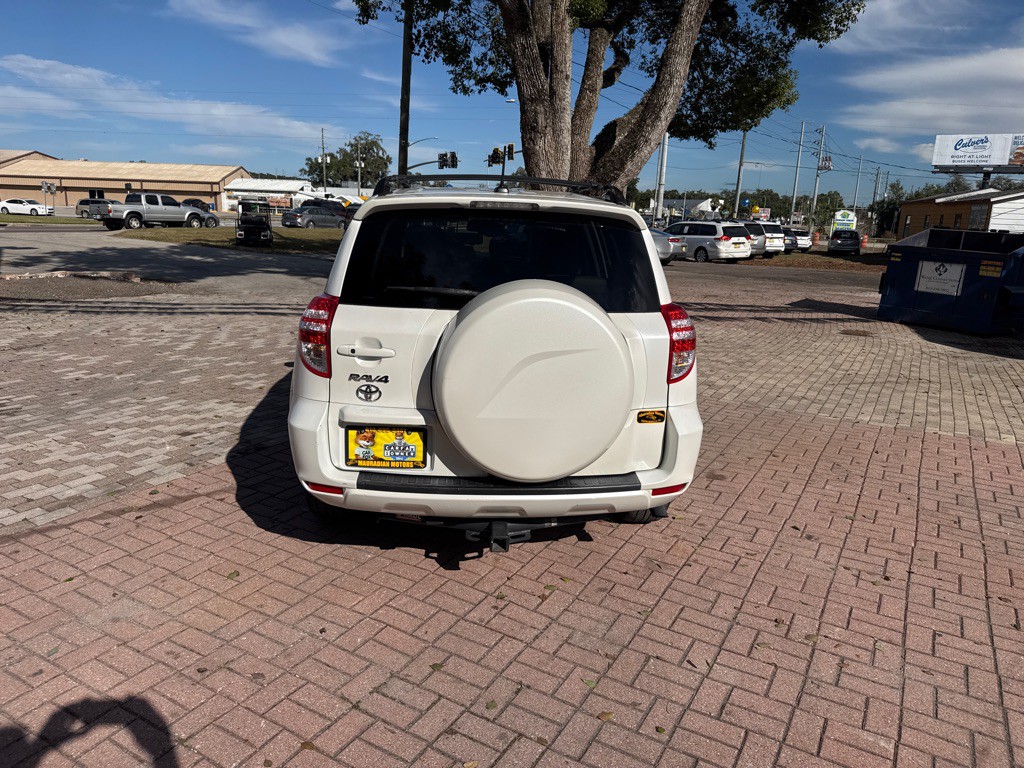 2011 Toyota Rav4 Image 5