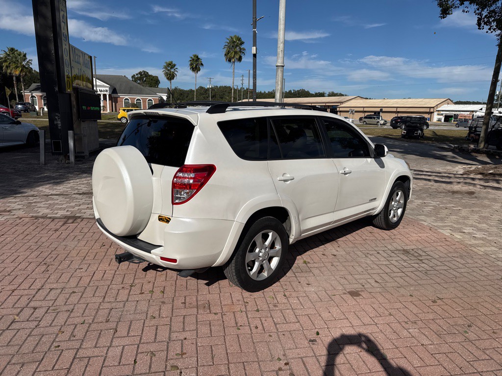 2011 Toyota Rav4 Image 6