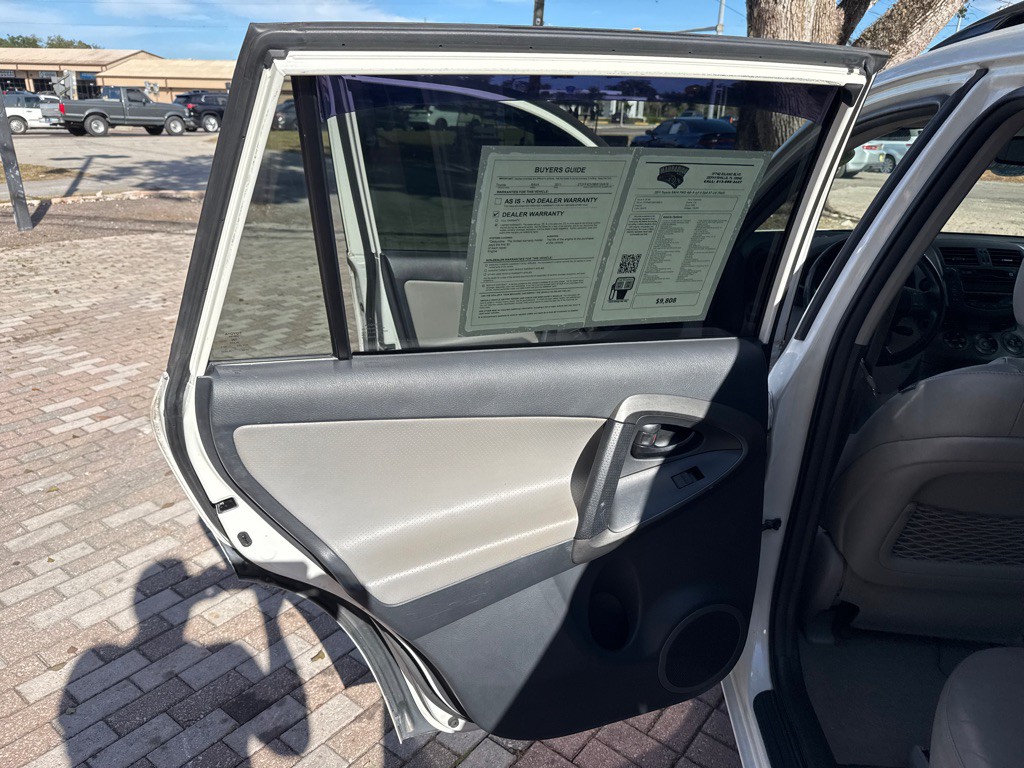 2011 Toyota Rav4 Image 19