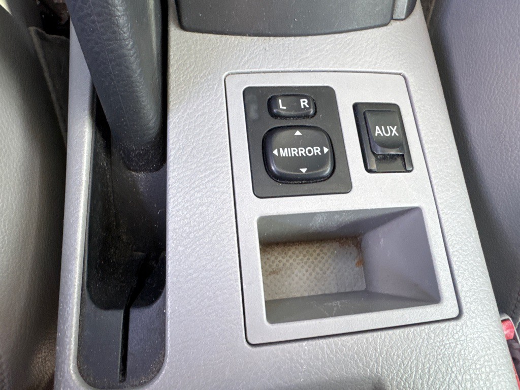 2011 Toyota Rav4 Image 26