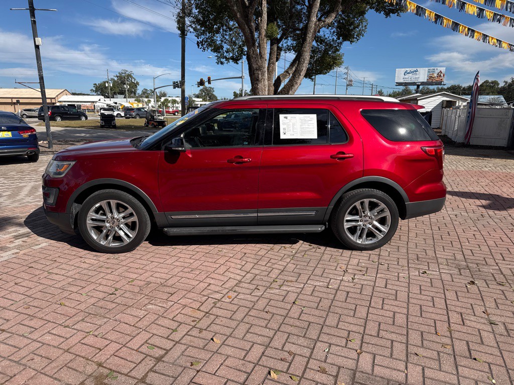 2017 Ford Explorer Image 4
