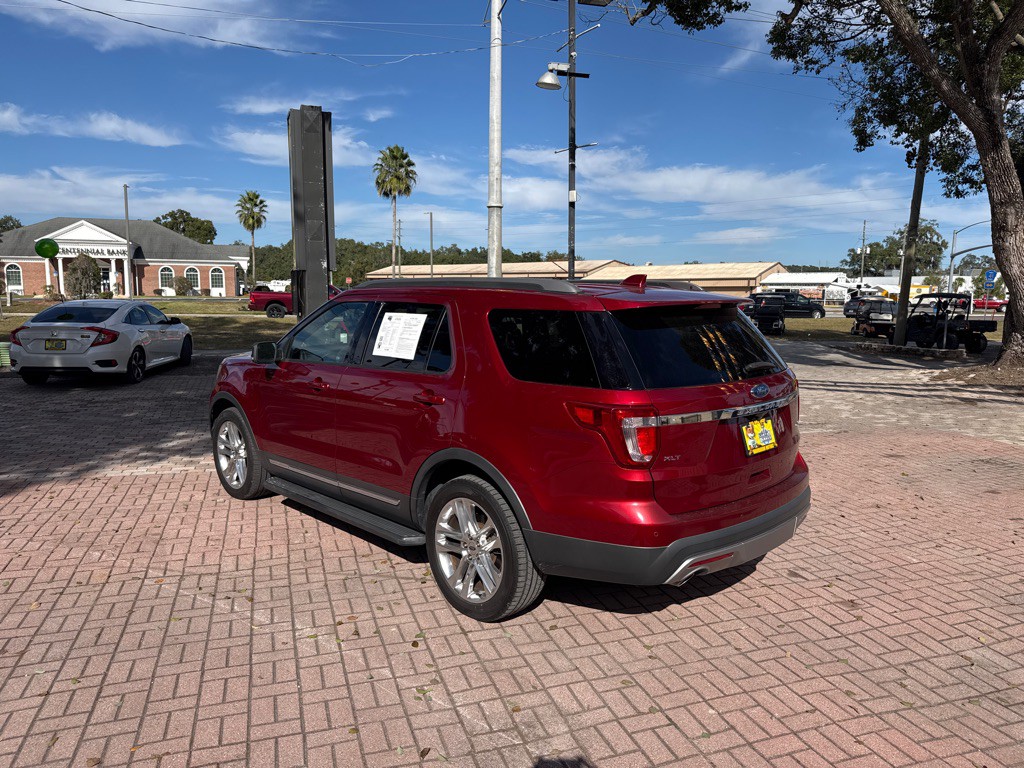 2017 Ford Explorer Image 5