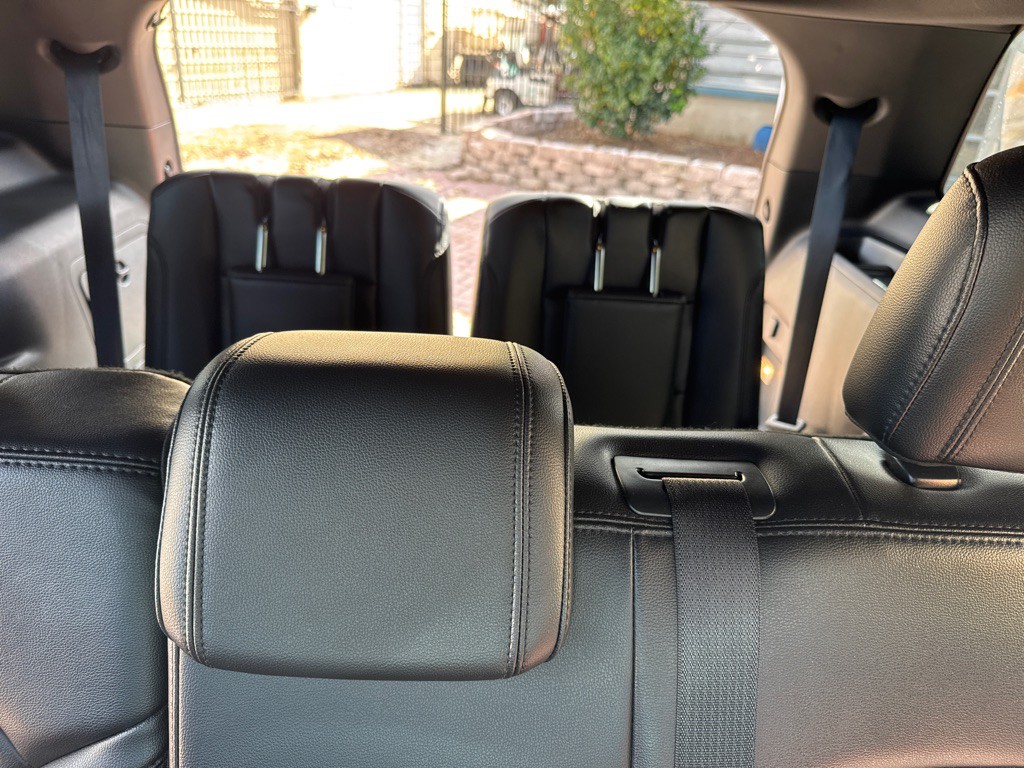 2017 Ford Explorer Image 17