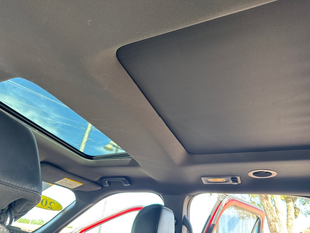 2017 Ford Explorer Image 18