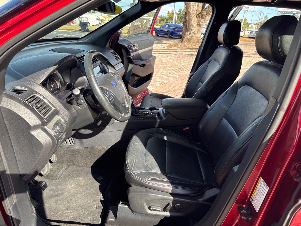 2017 Ford Explorer Image 20