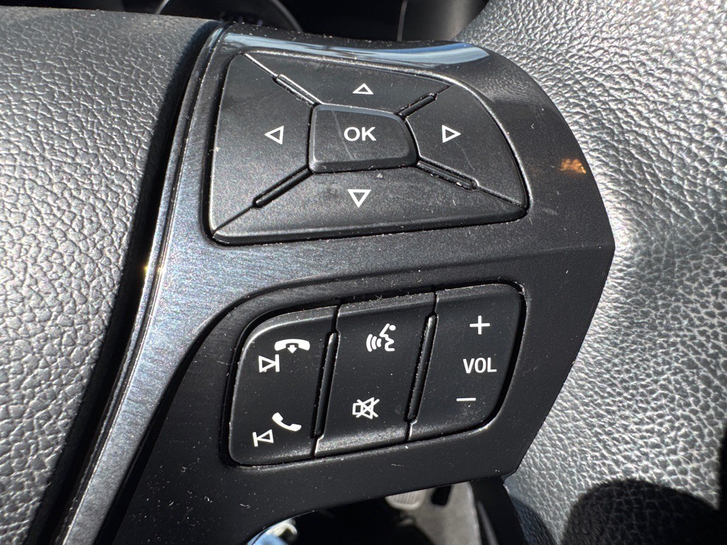 2017 Ford Explorer Image 37