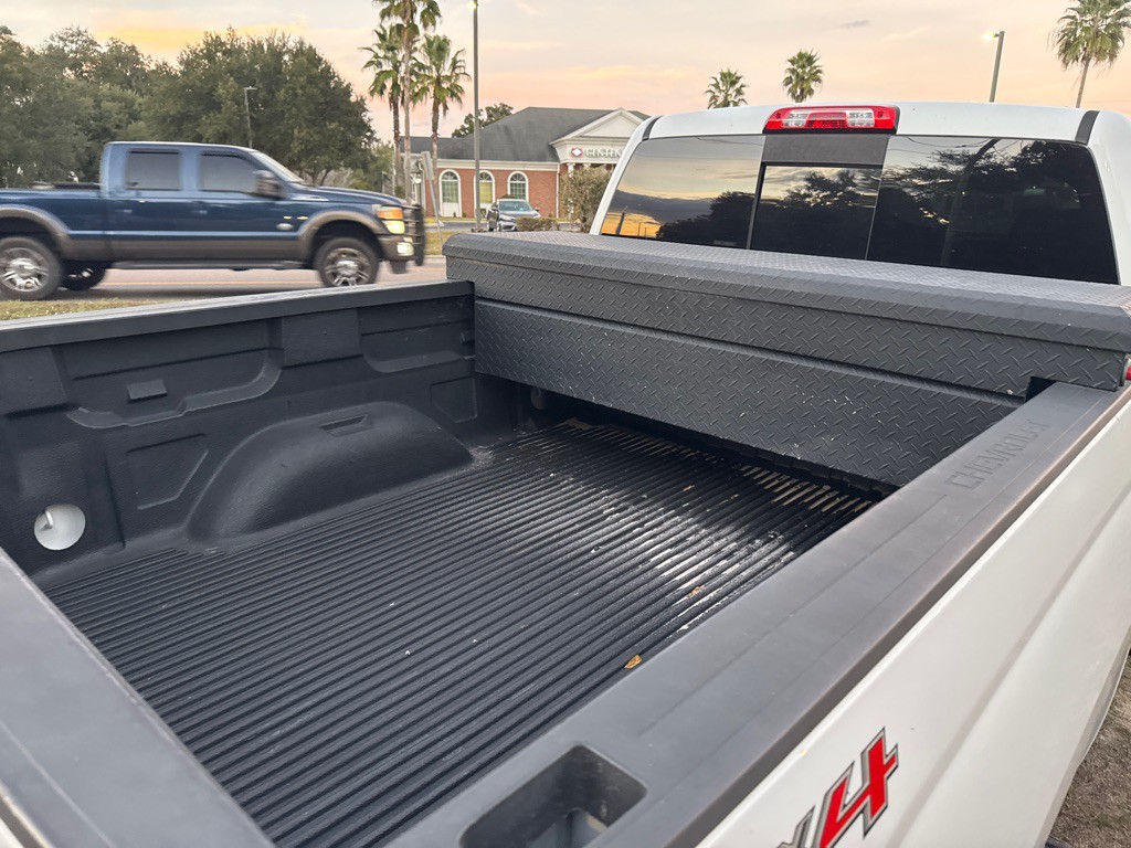 2015 Chevrolet Silverado 1500 Image 9