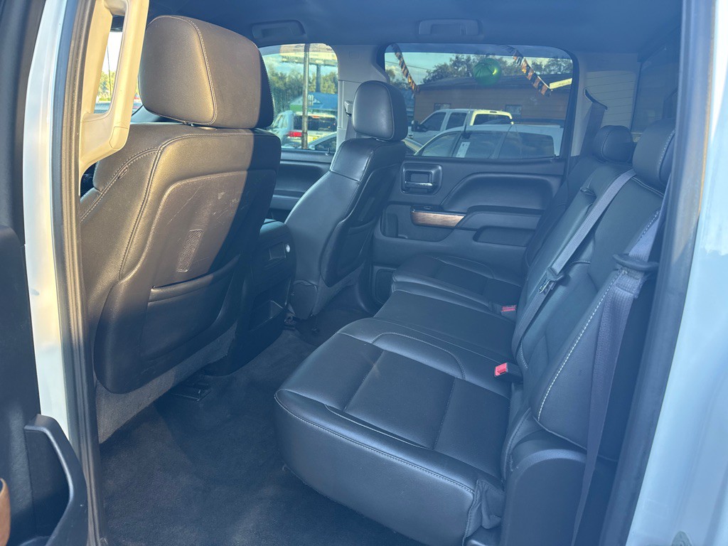 2015 Chevrolet Silverado 1500 Image 32