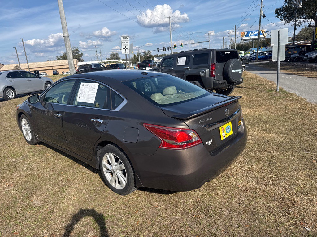 2013 Nissan Altima Image 5