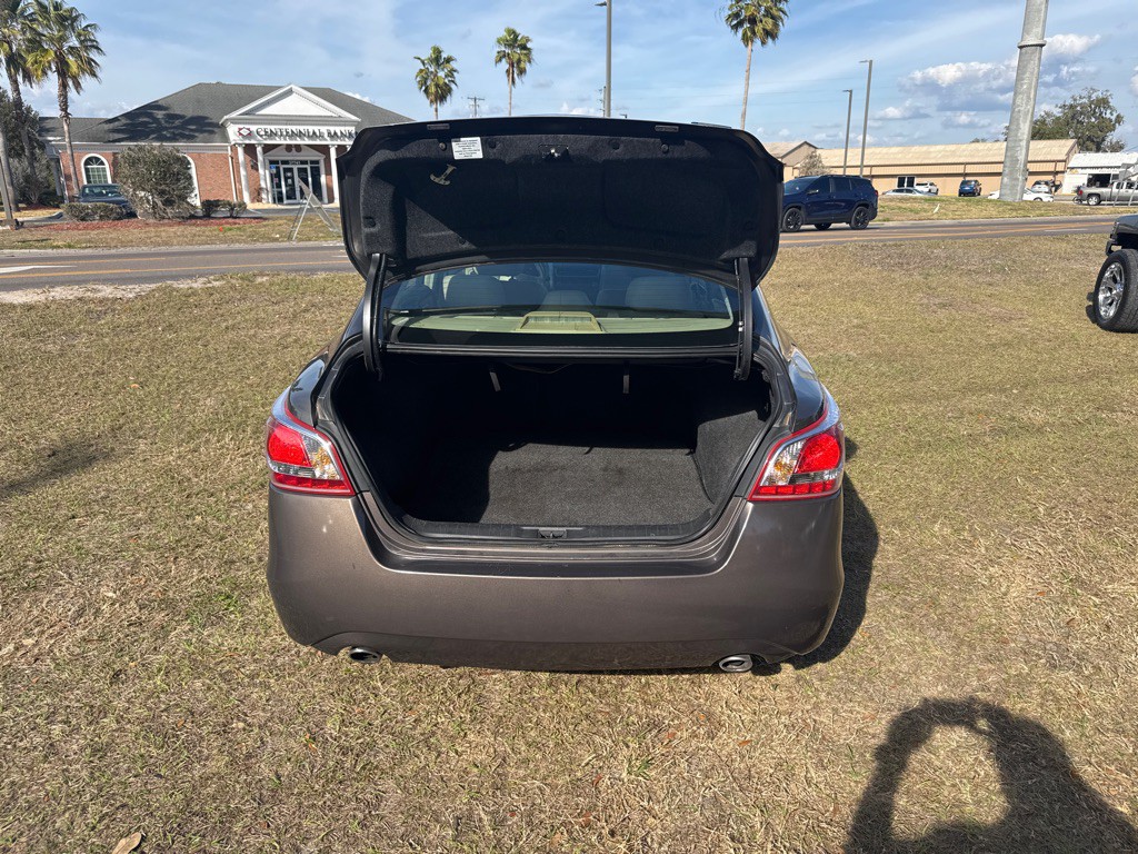 2013 Nissan Altima Image 13