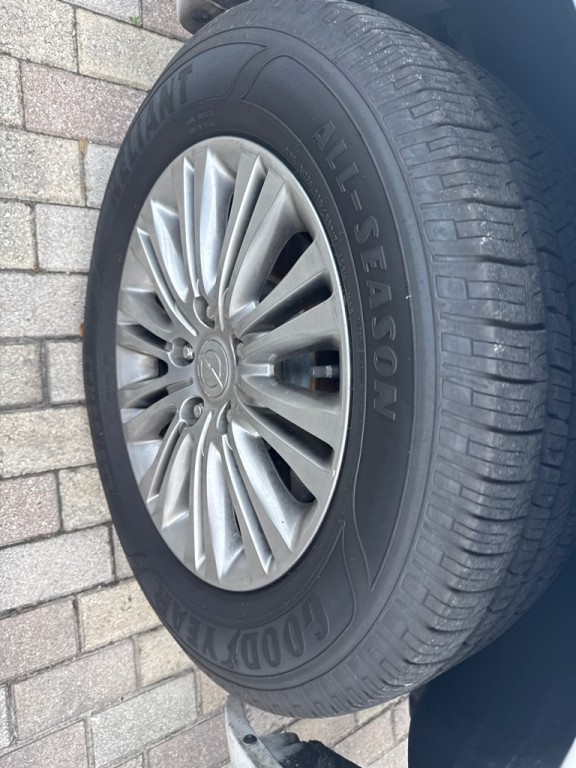 2016 Chrysler Town & Country Image 15