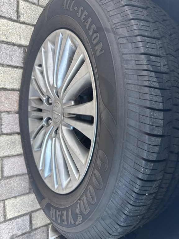 2016 Chrysler Town & Country Image 16