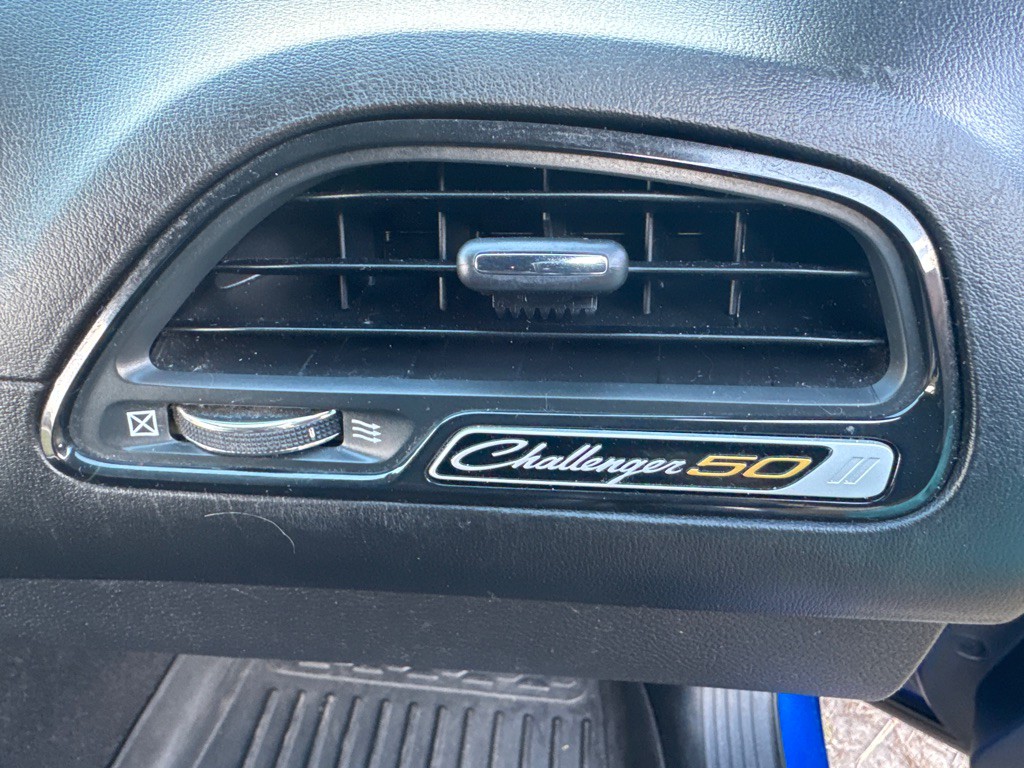 2020 Dodge Challenger Image 21