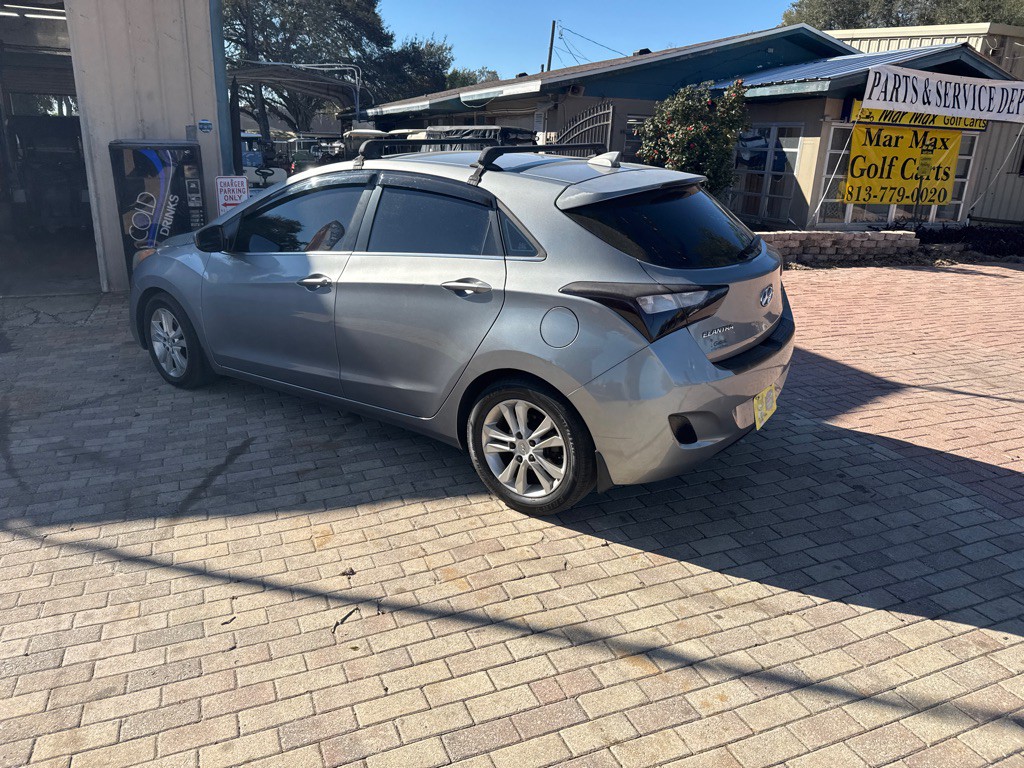2013 Hyundai Elantra Image 4
