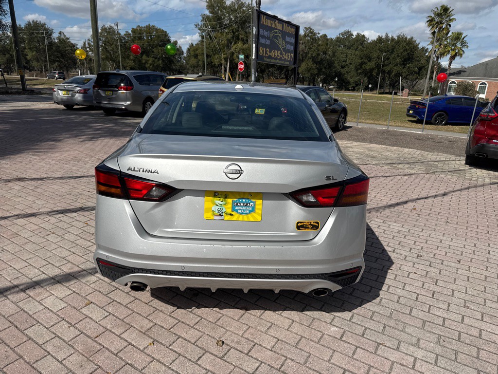 2023 Nissan Altima Image 7
