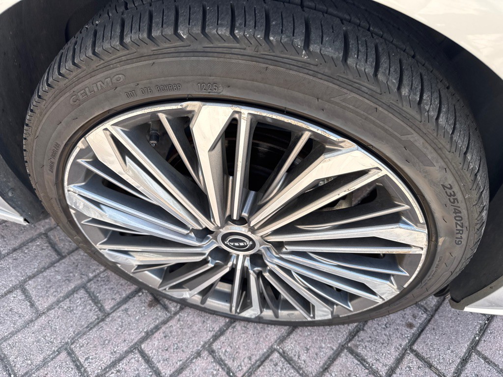 2023 Nissan Altima Image 10